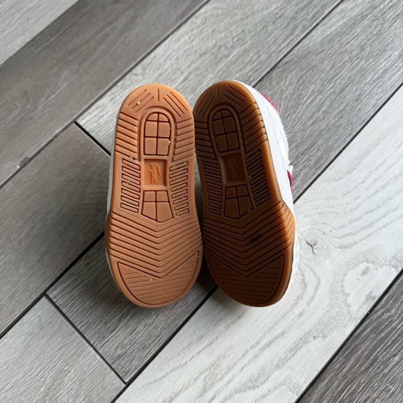 Lacoste Junior’s L001 Sneakers | Size: 7 | Good Condition - Picture 5 of 9